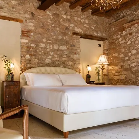 Classique Hotel