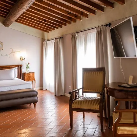 Classique Szálloda Lazise